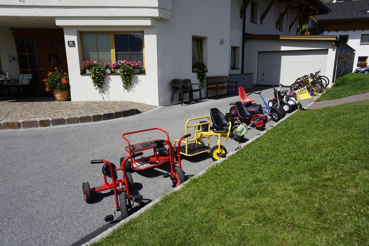 Apart-Hotel Alpinsonnenresidenz Fiss Ngoại thất bức ảnh